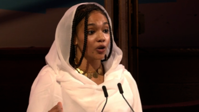 Dalia Yousif speaking at the 2019 One Young World Summit in London