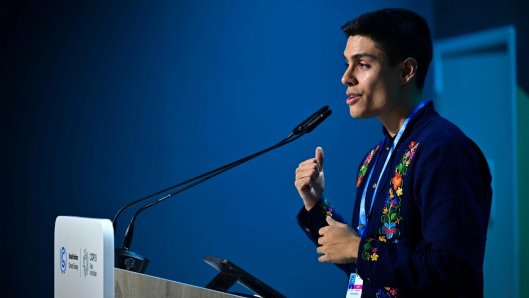 Antonio Díaz Aranda speaking at COP29 in Azerbaijan.